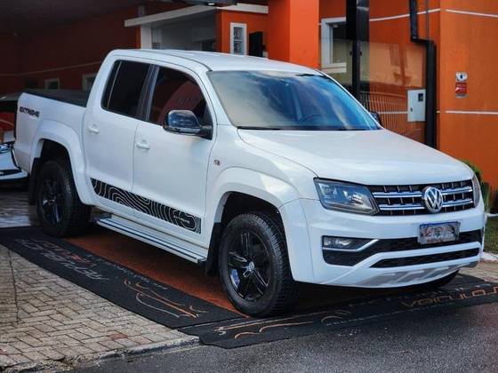 VOLKSWAGEN AMAROK 2.0 HIGHLINE 4X4 CD 16V TURBO INTERCOOLER DIESEL 4P AUTOMÁTICO VOLKSWAGEN AMAROK 2.0 HIGHLINE 4X4 CD 16V TURBO INTERCOOLER DIESEL 4P AUTOMÁTICO